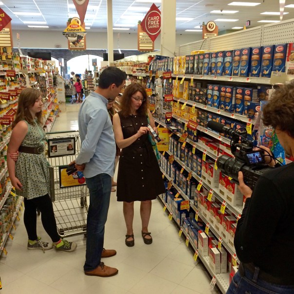 Russian TV at Supermarket YONS